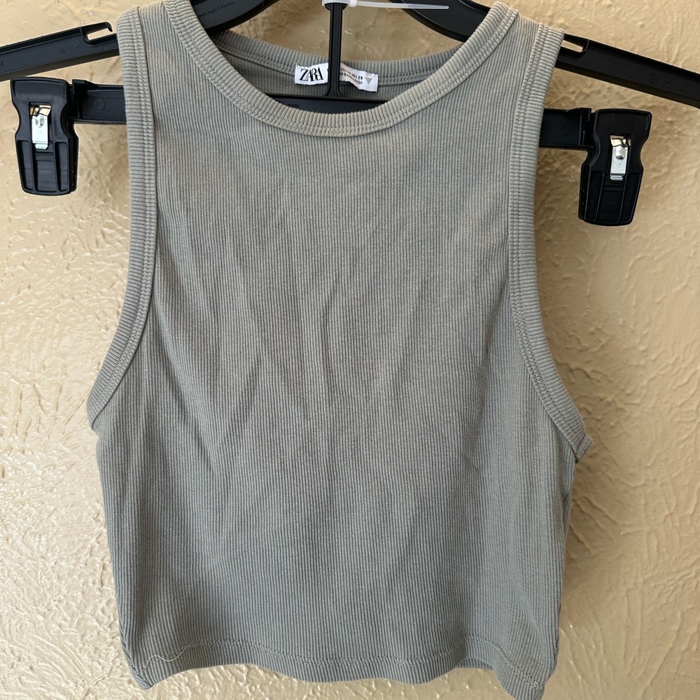 Zara Ribbed Tank Top - Picture 1 of 2